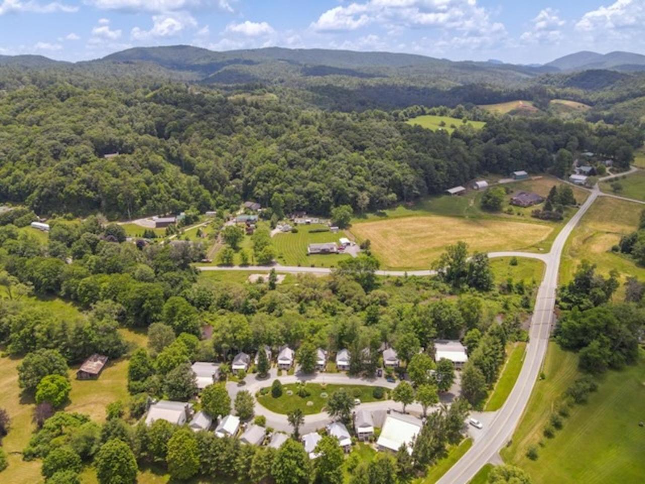 Linville River Cottage - Steps Away From The Banks Newland Екстериор снимка